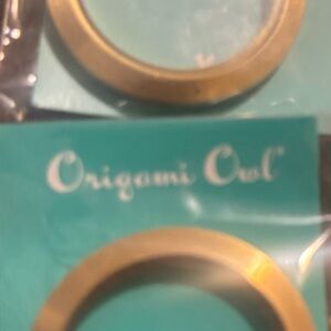 Authentic Origami Owl Large Gold Heirloom Twist Locket Set